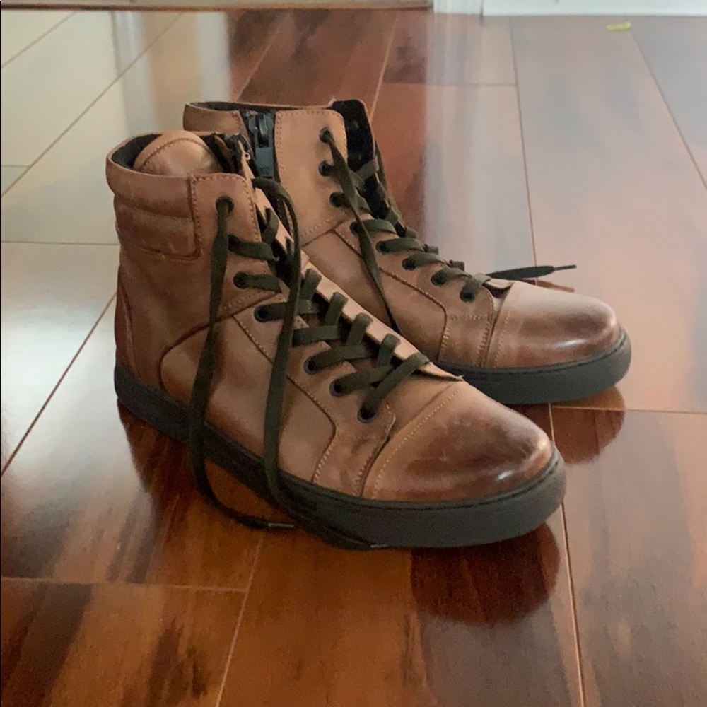 Kenneth Cole Boots